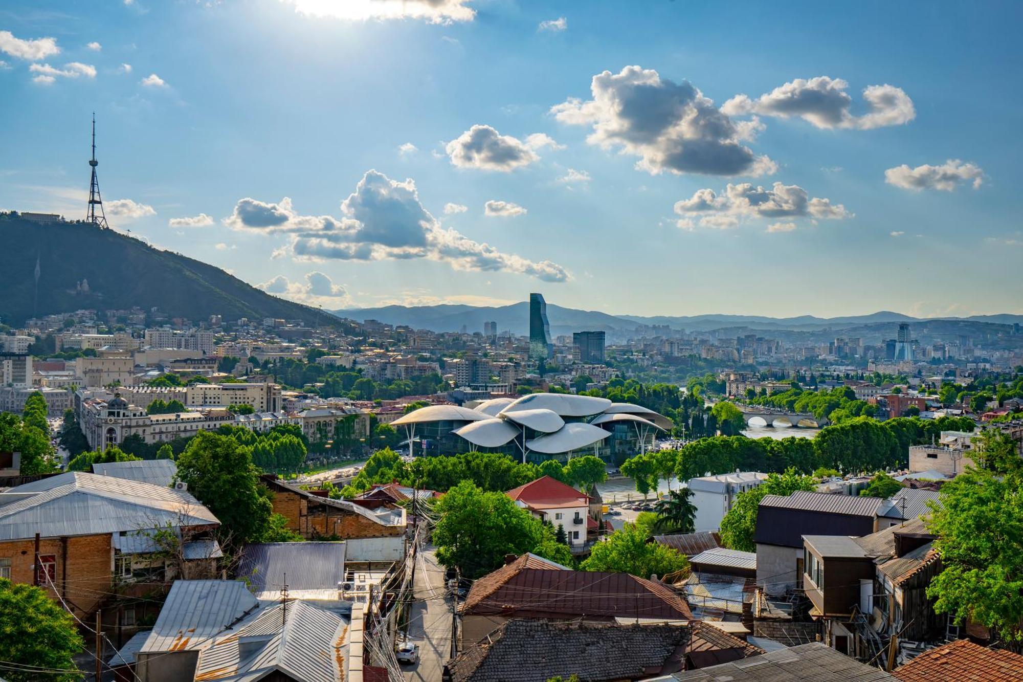 Iris Hotel Tiflis Dış mekan fotoğraf