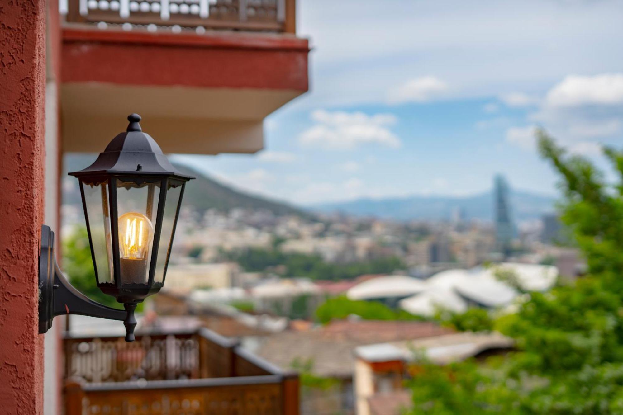 Iris Hotel Tiflis Dış mekan fotoğraf