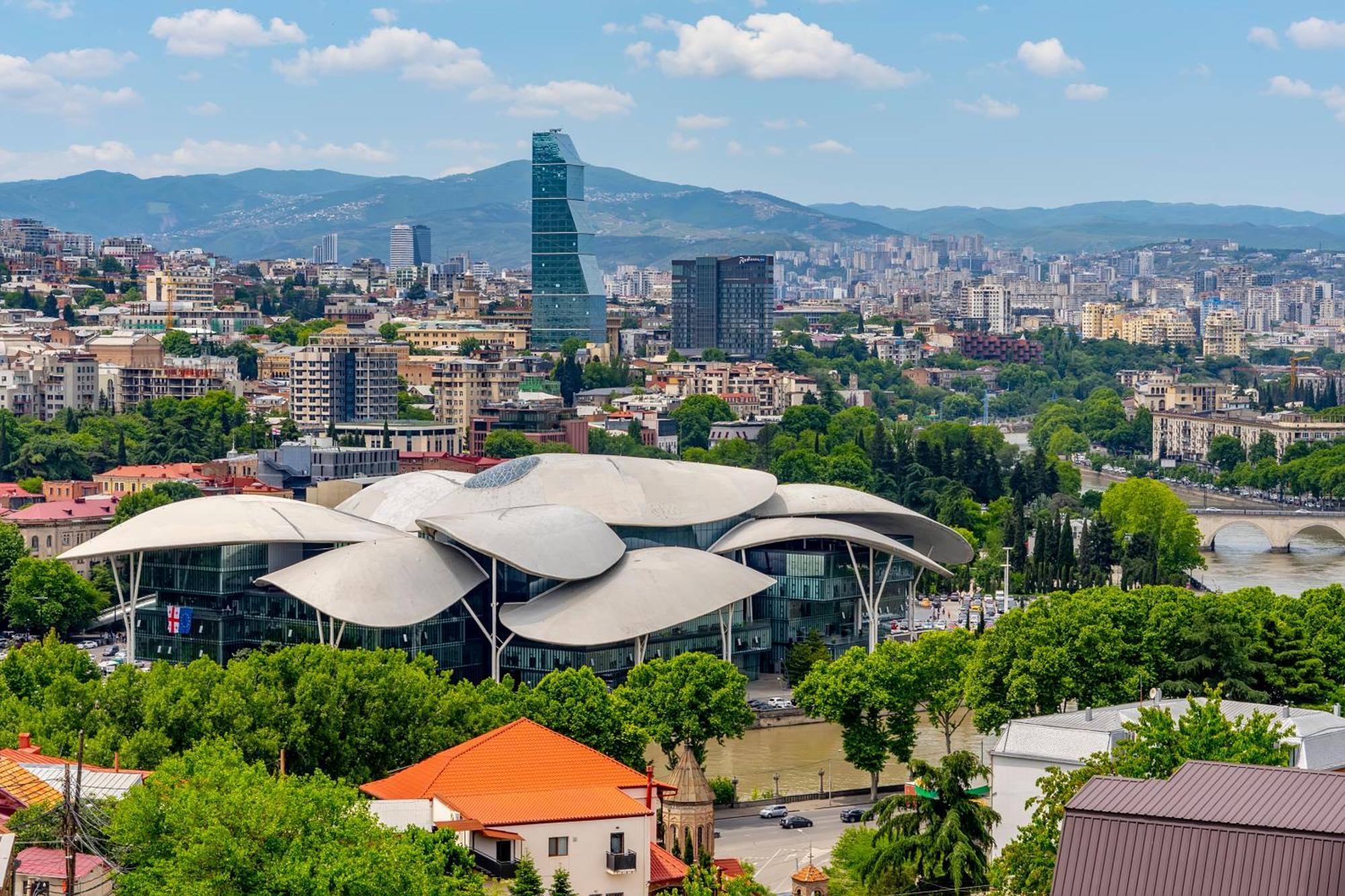 Iris Hotel Tiflis Dış mekan fotoğraf