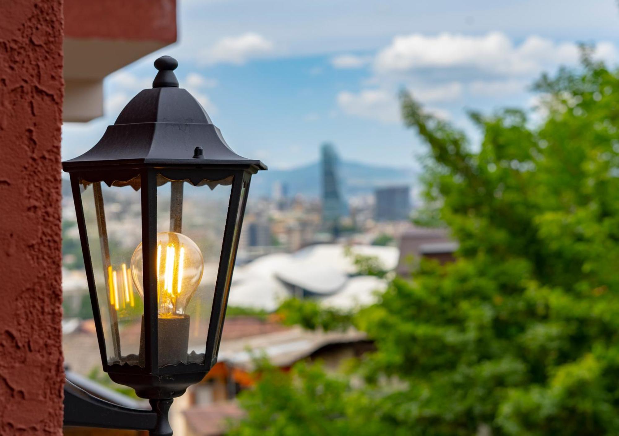 Iris Hotel Tiflis Dış mekan fotoğraf